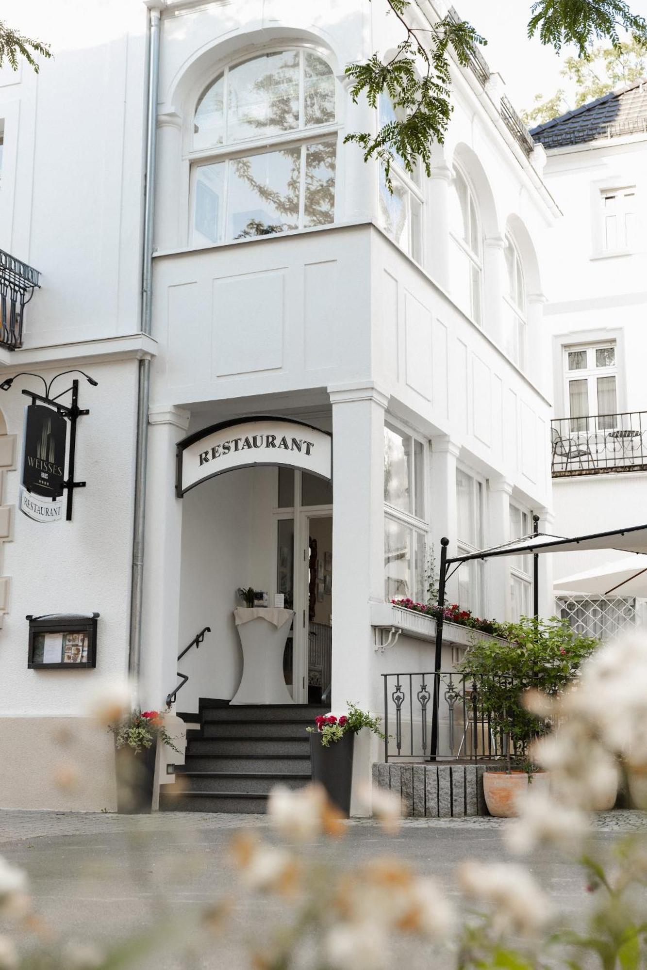 Hotel Weisses Haus บาดคิสซินเงิน ภายนอก รูปภาพ